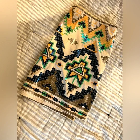 Express Sequin Mini Skirt - Picture 2 of 3